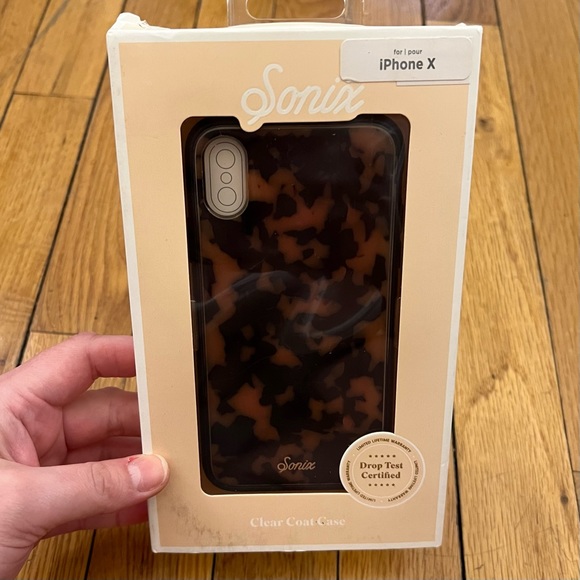 3 iPhone X/XS Cases & 3 Glass Screen Protectors - Picture 7 of 11